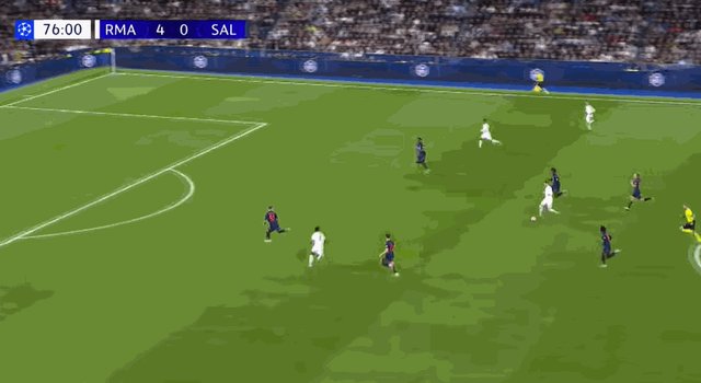 1737586851901064416.gif 5-0维尼修斯.gif